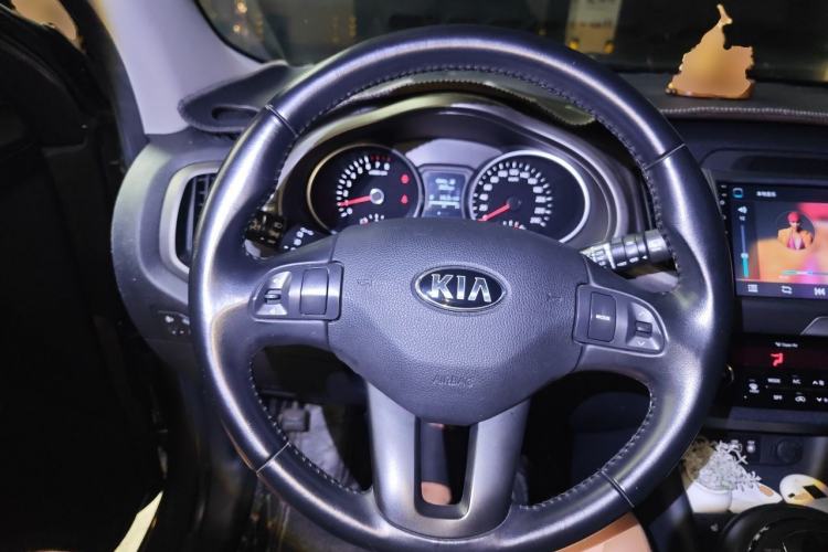 Used Kia Sportage R 2015 2.0L Automatic Two-Wheel Drive DLX Model Steering Wheel