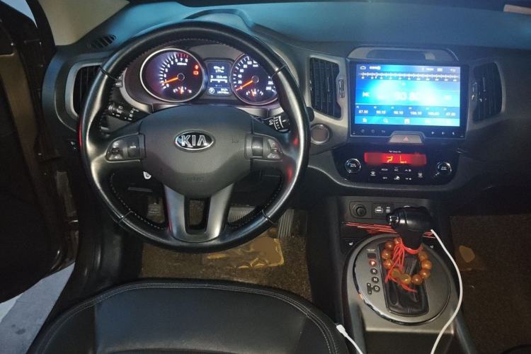 Used Kia Sportage R 2015 2.0L Automatic Two-Wheel Drive DLX Model Steering Wheel