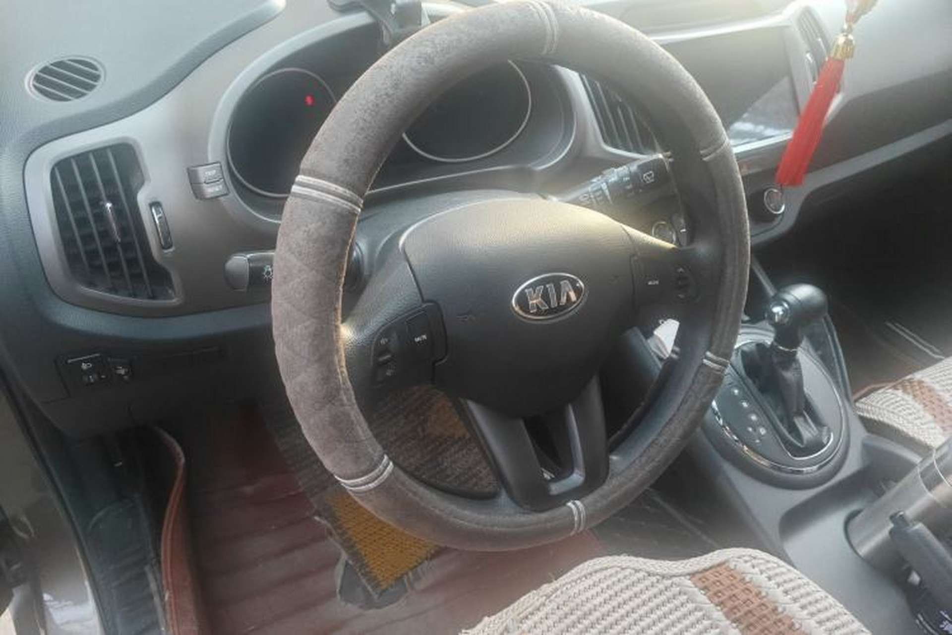Used Kia Sportage R 2015 2.0L Automatic Two-Wheel Drive GL Steering Wheel