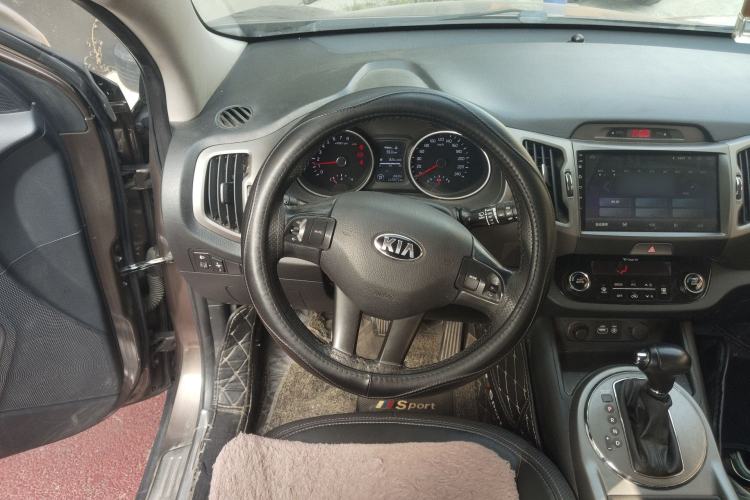 Used Kia Sportage R 2015 2.0L Automatic Two-Wheel Drive GLS Steering Wheel