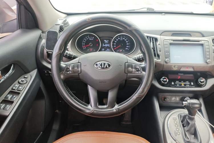 Used Kia Sportage R 2015 2.0L Automatic Two-Wheel Drive GLS Steering Wheel