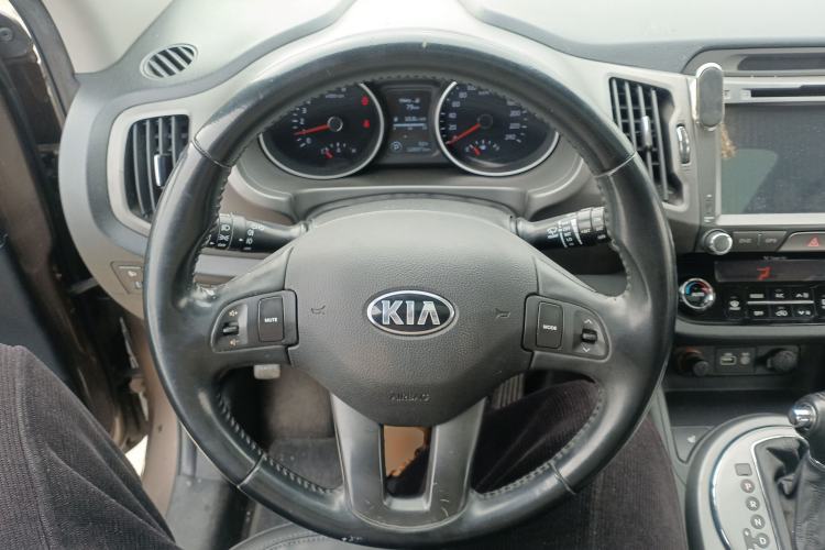 Used Kia Sportage R 2015 2.0L Automatic Two-Wheel Drive DLX Model Steering Wheel