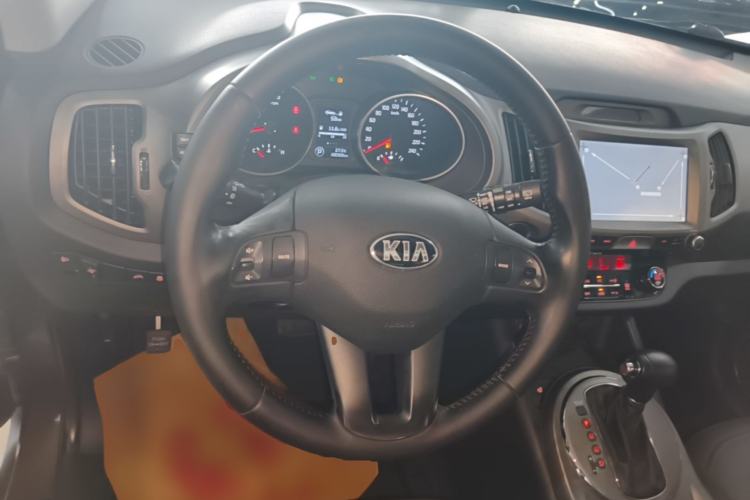 Used Kia Sportage R 2015 2.0L Automatic Two-Wheel Drive DLX Model Steering Wheel