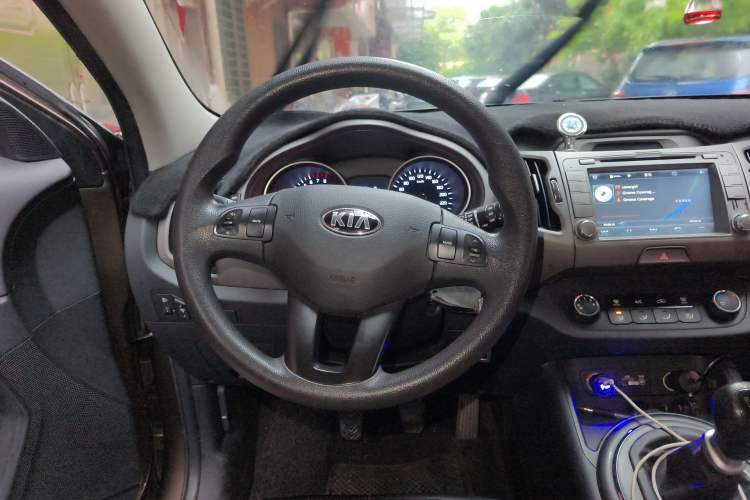 Used Kia Sportage R 2015 2.0L Manual Two-Wheel Drive GL Model Steering Wheel