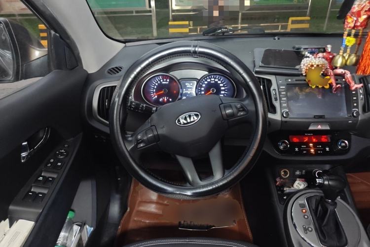 Used Kia Sportage R 2015 2.0L Automatic Two-Wheel Drive DLX Model Steering Wheel