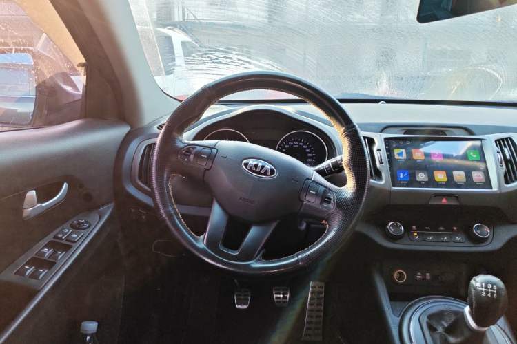 Used Kia Sportage R 2015 2.0L Manual Two-Wheel Drive GL Model Steering Wheel