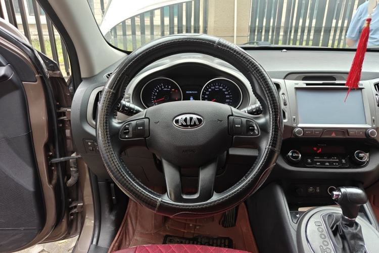 Used Kia Sportage R 2015 2.0L Automatic Two-Wheel Drive DLX Model Steering Wheel