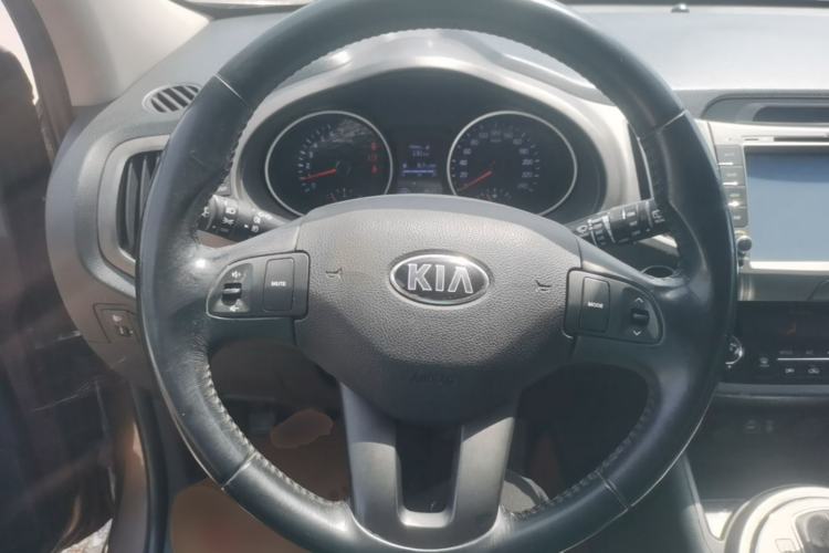 Used Kia Sportage R 2015 2.0L Automatic Two-Wheel Drive DLX Model Steering Wheel