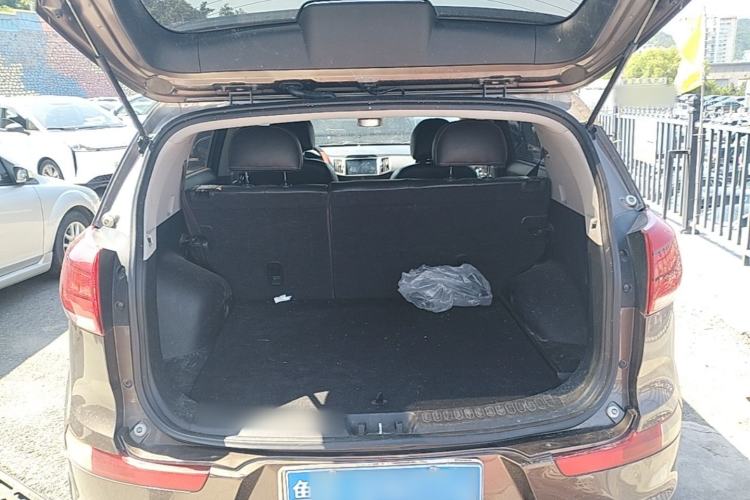 Used Kia Sportage R 2015 2.0L Automatic Two-Wheel Drive DLX Model Trunk