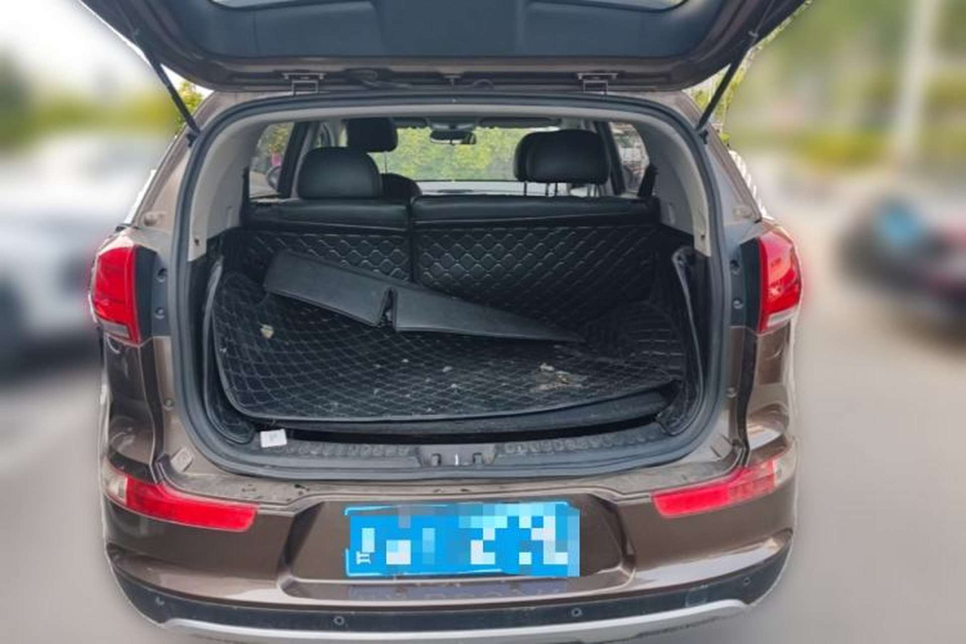 Used Kia Sportage R 2015 2.0L Automatic Two-Wheel Drive GL Trunk