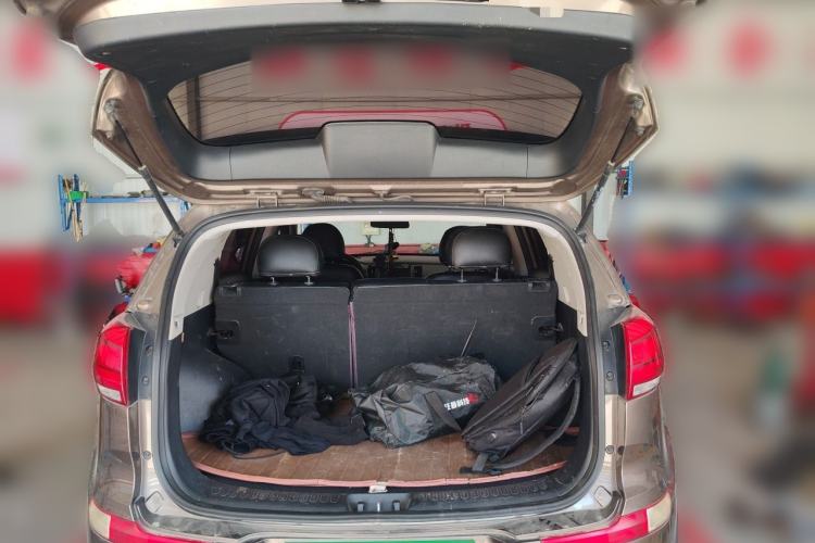 Used Kia Sportage R 2015 2.0L Automatic Two-Wheel Drive GL Trunk