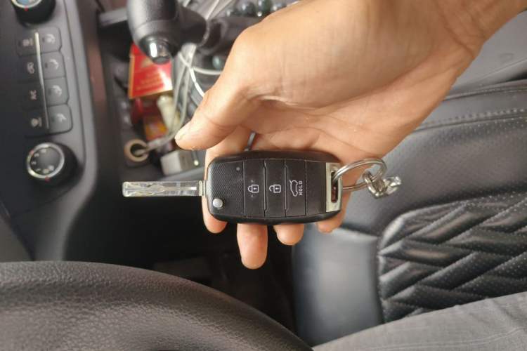Used Kia Sportage R 2015 2.0L Automatic Two-Wheel Drive GL Vehicle Key