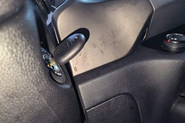 Used Kia Sportage R 2015 2.0L Automatic Two-Wheel Drive GL Vehicle Key