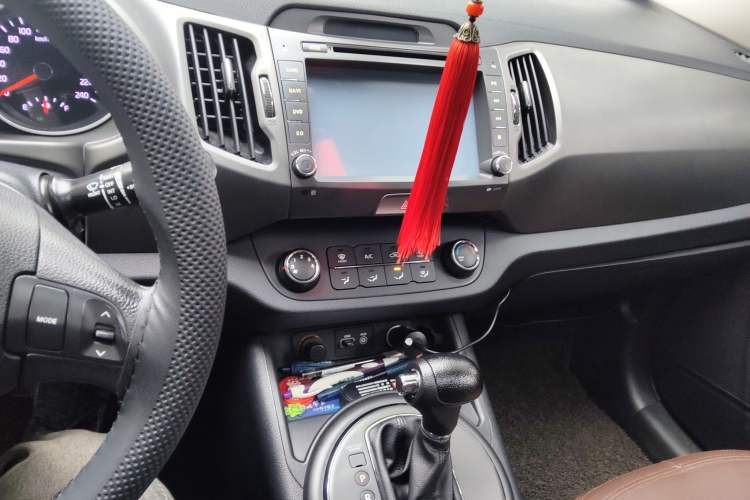 Used Kia Sportage R 2015 2.0L Automatic Two-Wheel Drive GL Audio And AC Panel