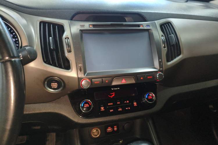 Used Kia Sportage R 2015 2.0L Automatic Two-Wheel Drive DLX Model Audio And AC Panel