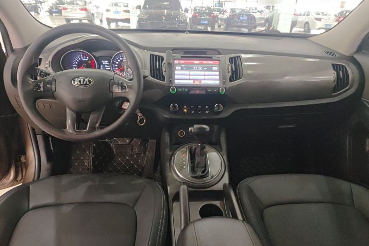 Used Kia Sportage R 2015 2.0L Automatic Two-Wheel Drive GL Center Console
