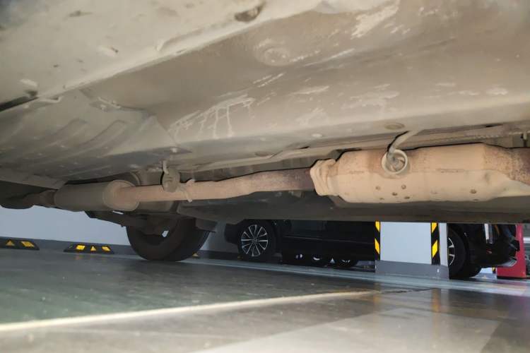 Used Kia Sportage R 2015 2.0L Automatic Two-Wheel Drive DLX Model Chassis Front Right