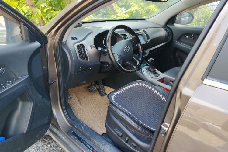 Used Kia Sportage R 2015 2.0L Automatic 2WD Premium Edition Driver Seat