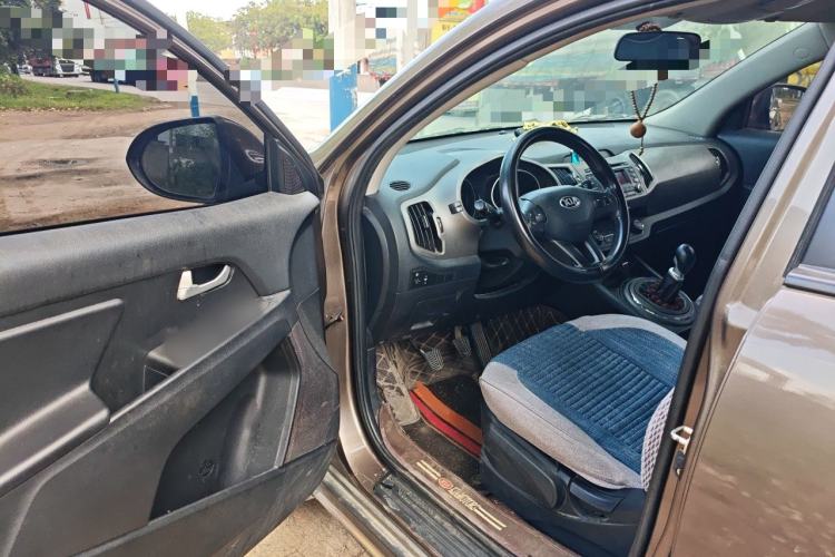 Used Kia Sportage R 2015 2.0L Manual Two-Wheel Drive GL Model Driver Seat