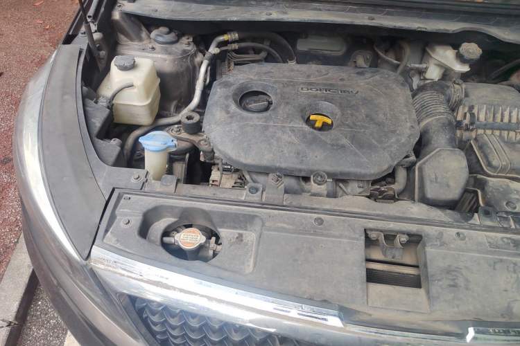 Used Kia Sportage R 2015 2.0L Automatic Two-Wheel Drive GL Engine Bay Right