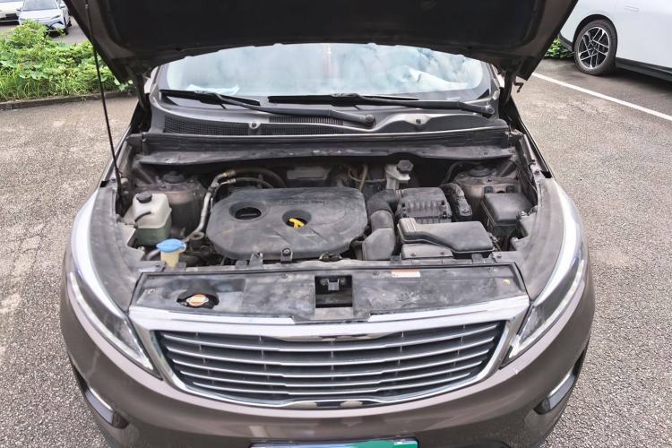 Used Kia Sportage R 2015 2.0L Automatic Two-Wheel Drive GLS Engine Bay
