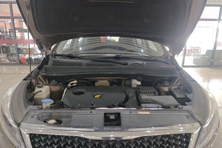 Used Kia Sportage R 2015 2.0L Automatic Two-Wheel Drive GL Engine Bay
