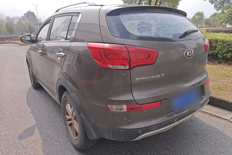 Used Kia Sportage R 2015 2.0L Automatic Two-Wheel Drive GL Exterior 2