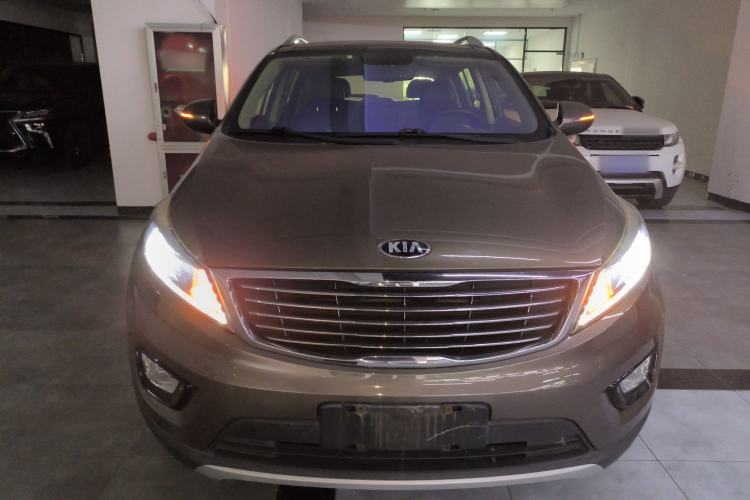Used Kia Sportage R 2015 2.0L Automatic Two-Wheel Drive DLX Model Front