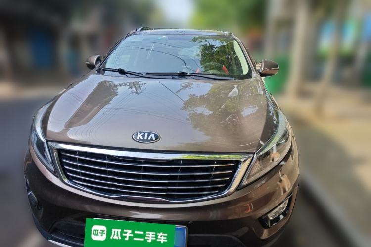 Used Kia Sportage R 2015 2.0L Automatic Two-Wheel Drive DLX Model Front