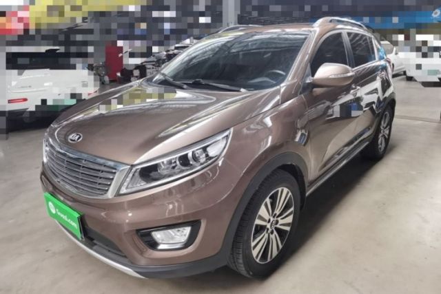 Ojetý Kia Sportage R 2015 2.0L Automatic Two-Wheel Drive DLX Model