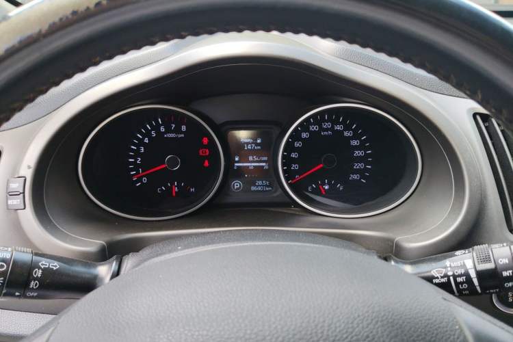 Used Kia Sportage R 2015 2.0L Automatic 2WD Premium Edition Instrument Cluster