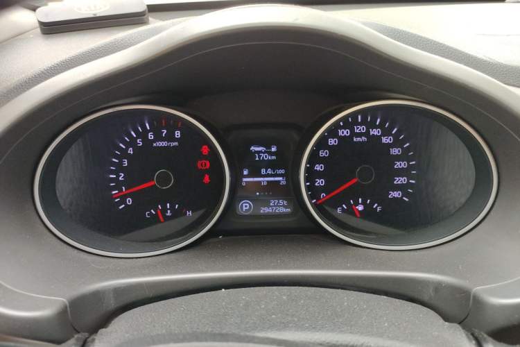 Used Kia Sportage R 2015 2.0L Automatic Two-Wheel Drive DLX Model Instrument Cluster