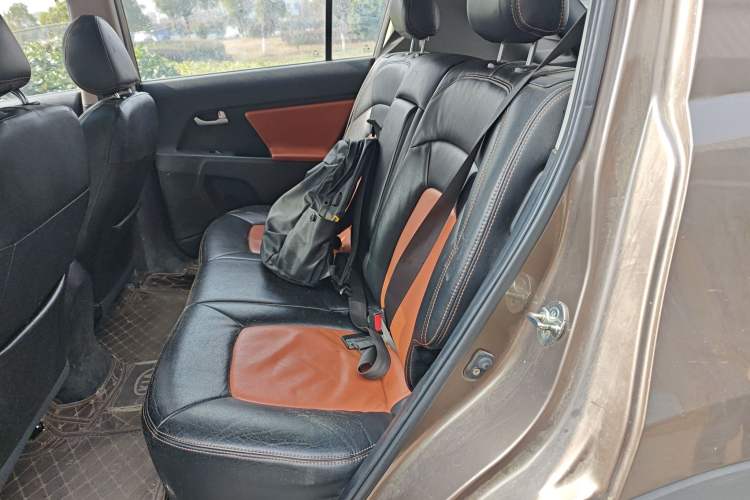 Used Kia Sportage R 2015 2.0L Automatic Two-Wheel Drive GL Left Rear Seat