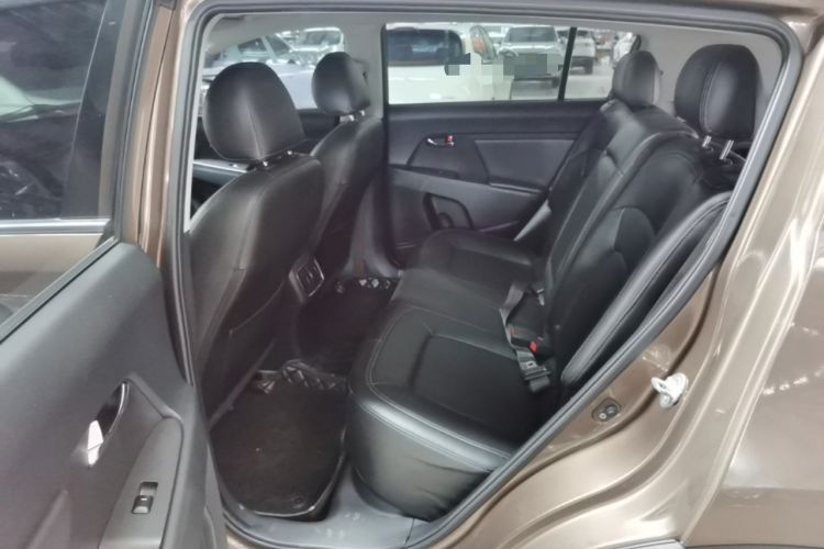 Used Kia Sportage R 2015 2.0L Automatic Two-Wheel Drive DLX Model Left Rear Seat