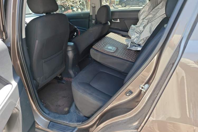 Used Kia Sportage R 2015 2.0L Automatic Two-Wheel Drive GL Left Rear Seat