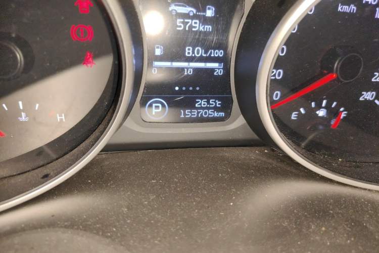 Used Kia Sportage R 2015 2.0L Automatic Two-Wheel Drive GLS Odometer Close Up