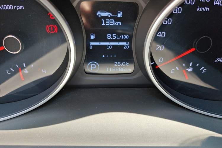 Used Kia Sportage R 2015 2.0L Automatic Two-Wheel Drive GL Odometer Close Up