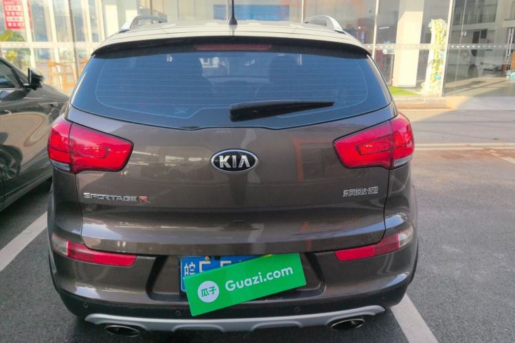Used Kia Sportage R 2015 2.0L Manual Two-Wheel Drive GLS Trim Rear