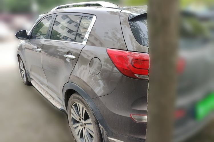 Used Kia Sportage R 2015 2.0L Automatic Two-Wheel Drive DLX Model Rear Left 45 Deg