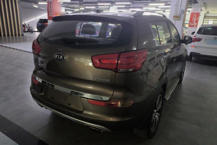 Used Kia Sportage R 2015 2.0L Automatic Two-Wheel Drive DLX Model Rear Right 45 Deg