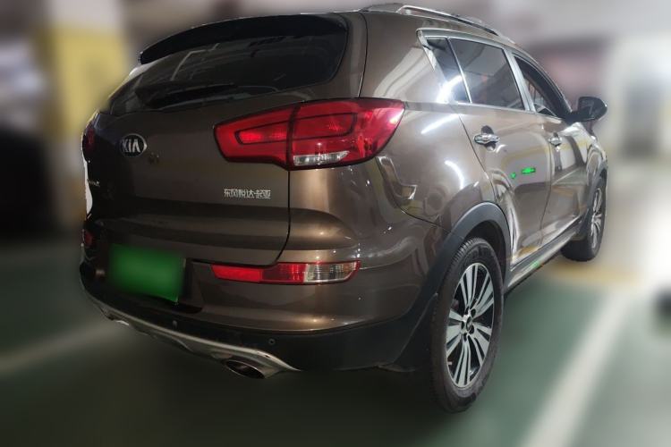 Used Kia Sportage R 2015 2.0L Automatic Two-Wheel Drive DLX Model Rear Right 45 Deg
