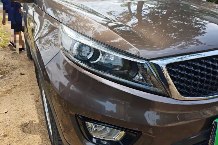Used Kia Sportage R 2015 2.0L Manual Two-Wheel Drive GL Model Right Front Headlight