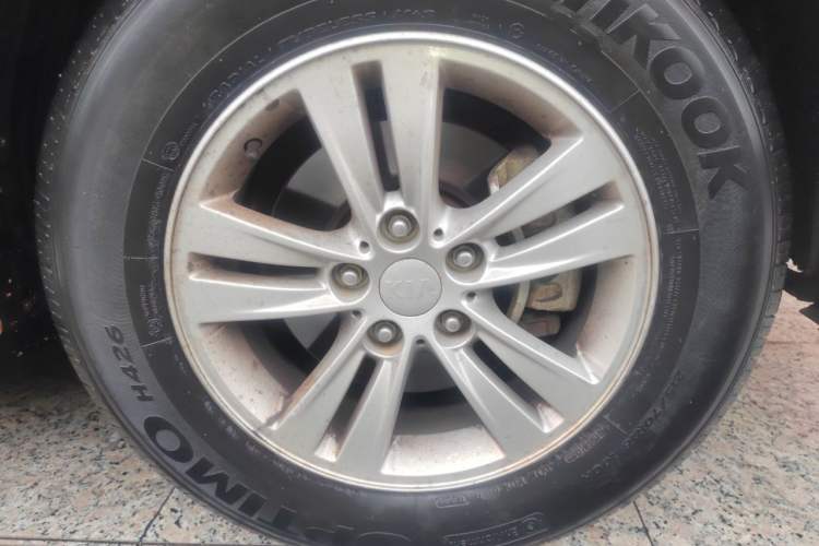 Used Kia Sportage R 2015 2.0L Automatic Two-Wheel Drive GL Right Front Wheel Hub