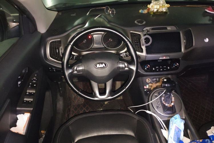 Used Kia Sportage R 2015 2.0L Automatic Two-Wheel Drive DLX Model Steering Wheel