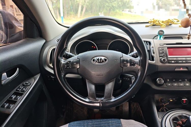 Used Kia Sportage R 2015 2.0L Manual Two-Wheel Drive GL Model Steering Wheel