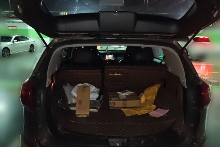 Used Kia Sportage R 2015 2.0L Automatic Two-Wheel Drive GL Trunk