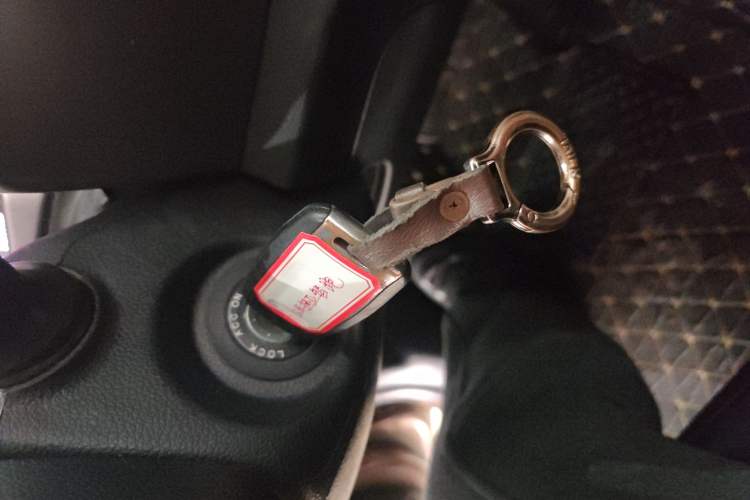Used Kia Sportage R 2015 2.0L Automatic Two-Wheel Drive GL Vehicle Key