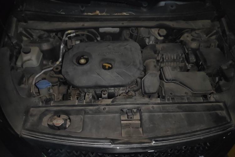 Used Kia Sportage R 2015 2.0L Automatic Two-Wheel Drive GL Engine Bay