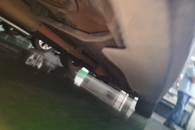 Used Kia Sportage R 2015 2.0L Automatic Two-Wheel Drive DLX Model Chassis Rear Right