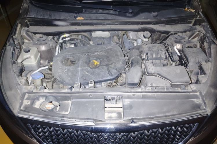 Used Kia Sportage R 2015 2.0L Automatic Two-Wheel Drive GL Engine Bay
